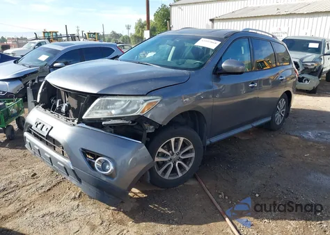 2015 Nissan Pathfinder Sv z USA, uszkodzony, nr VIN 5N1AR2MM9FC607794
